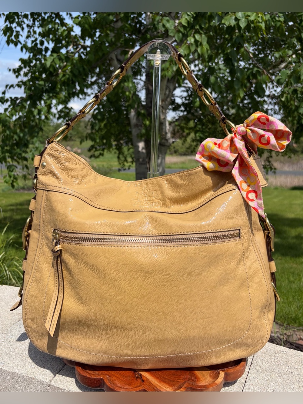 Coach Legacy Editorial Zoe XL Patent Leather Hobo 12736 EUC - Picture 3 of 17